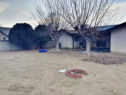 820 Lightcap St, Lancaster, CA 93535 photo 25
