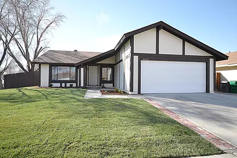 44101 Glenraven Rd, Lancaster, CA 93535 photo 1
