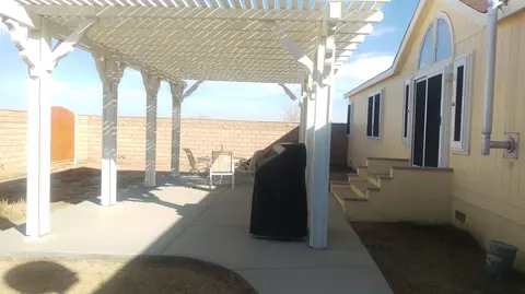 9833 Avenue D4 E, Lancaster, CA 93535 photo 5