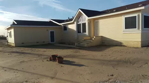 9833 Avenue D4 E, Lancaster, CA 93535 photo 3