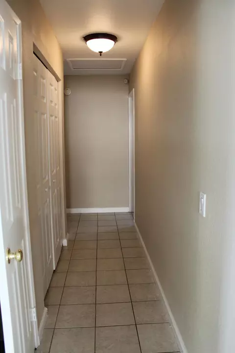36615 Ramona Rd, Palmdale, CA 93550 photo 8