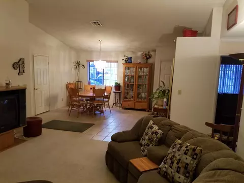 44229 16th St E, Lancaster, CA 93535 photo 4