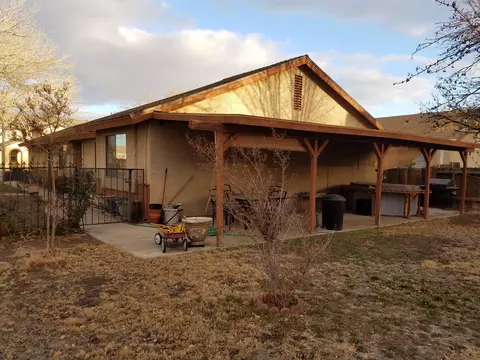 44229 16th St E, Lancaster, CA 93535 photo 2