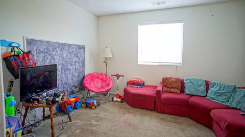 43140 33rd St E, Lancaster, CA 93535 photo 7