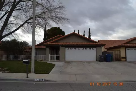 44027 7th St E, Lancaster, CA 93535 photo 1