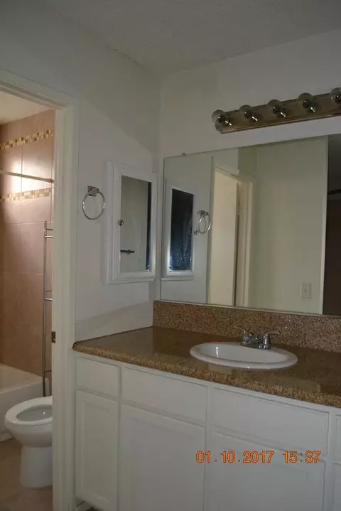 44027 7th St E, Lancaster, CA 93535 photo 10