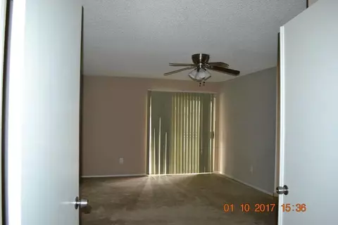 44027 7th St E, Lancaster, CA 93535 photo 9
