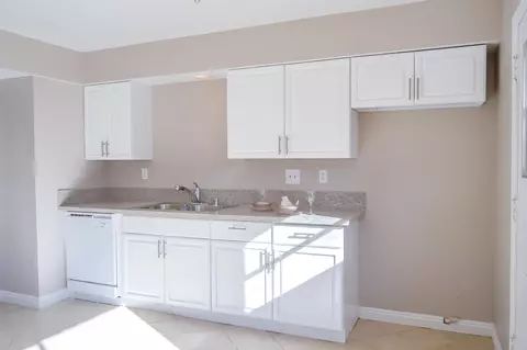 44721 2nd St E, Lancaster, CA 93535 photo 6