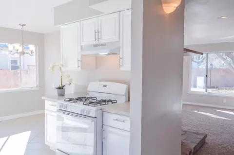 44721 2nd St E, Lancaster, CA 93535 photo 9