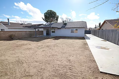537 Avenue J9 E, Lancaster, CA 93535 photo 16