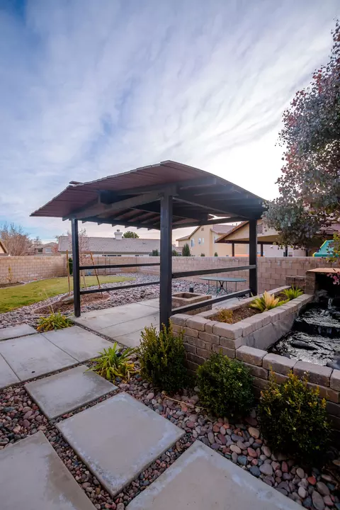 45819 Barham Ave, Lancaster, CA 93534 photo 44