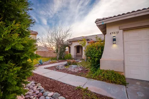 45819 Barham Ave, Lancaster, CA 93534 photo 3