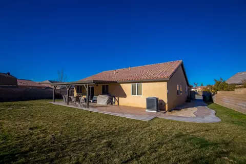 43509 Hampton St, Lancaster, CA 93536 photo 54