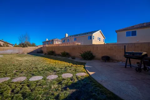 43509 Hampton St, Lancaster, CA 93536 photo 51