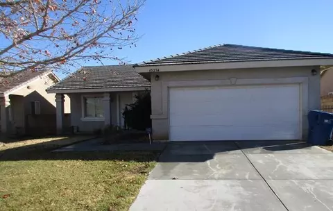 45234 18th St E, Lancaster, CA 93535 photo 1