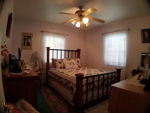 4933 San Juan St E, Compton, CA 90221 photo 12
