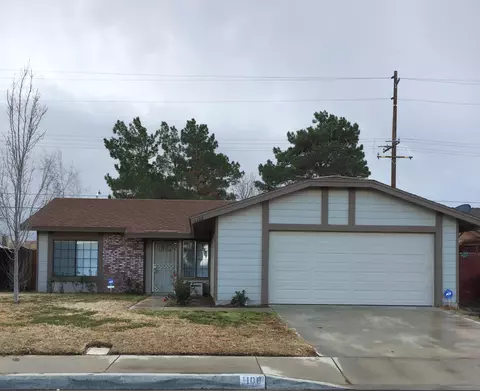 1108 Lightcap St, Lancaster, CA 93535 photo 1