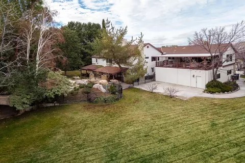 2610 Still Meadow Ln, Lancaster, CA 93536 photo 33