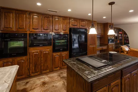 2610 Still Meadow Ln, Lancaster, CA 93536 photo 14