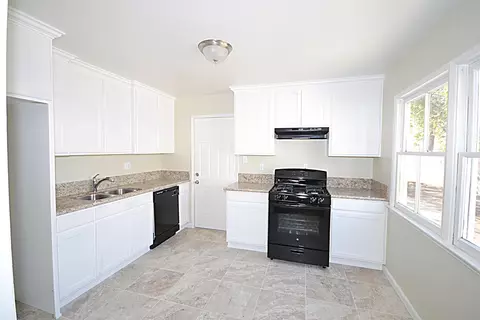 44303 Heaton Ave, Lancaster, CA 93534 photo 4