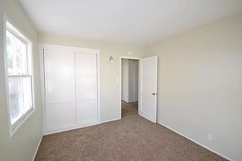44303 Heaton Ave, Lancaster, CA 93534 photo 8