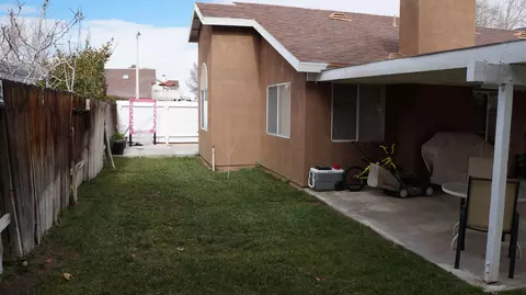 1554 Bluebell St, Lancaster, CA 93535 photo 28