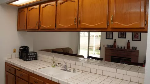 1554 Bluebell St, Lancaster, CA 93535 photo 7