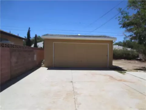 45449 Newtree Ave, Lancaster, CA 93534 photo 4