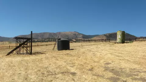 18600 Pearce Dr, Tehachapi, CA 93561 photo 7
