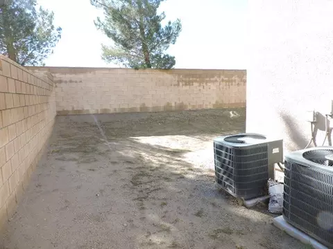 4816 Spur St, Lancaster, CA 93536 photo 94