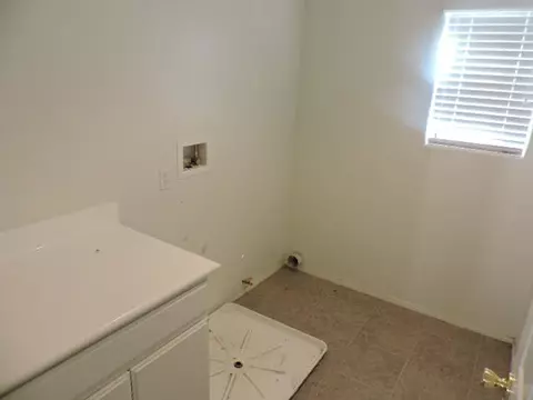 4816 Spur St, Lancaster, CA 93536 photo 58
