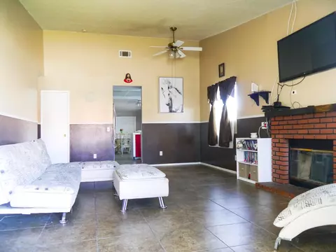 37613 Barrinson St, Palmdale, CA 93550 photo 7