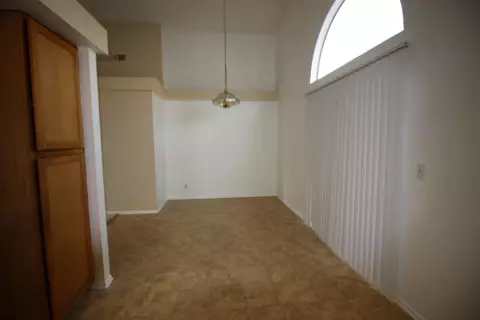 4811 Harbor Ct, Palmdale, CA 93552 photo 6