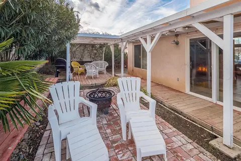 3358 Knott Ct, Lancaster, CA 93535 photo 3