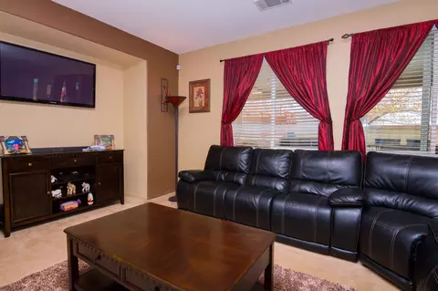 44441 Byron, Lancaster, CA 93535 photo 8