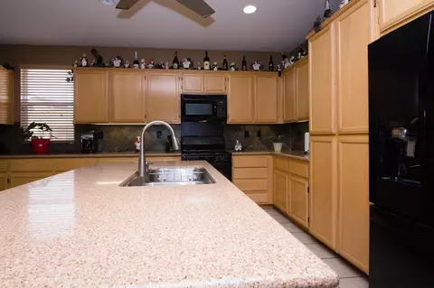 44441 Byron, Lancaster, CA 93535 photo 24