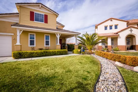 44441 Byron, Lancaster, CA 93535 photo 3