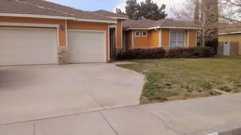 43243 Durango Ln, Lancaster, CA 93536 photo 3
