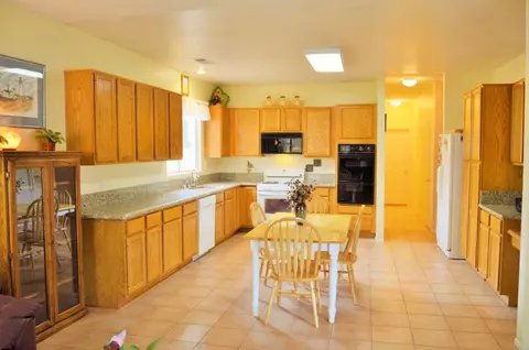 43243 Durango Ln, Lancaster, CA 93536 photo 14