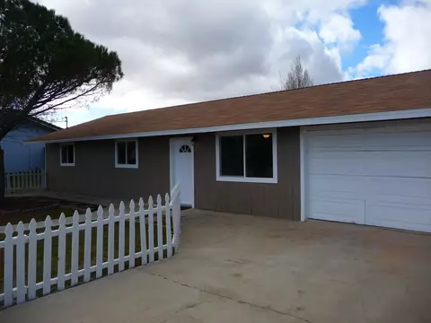 21591 San Gabriel Dr, Tehachapi, CA 93561 photo 3