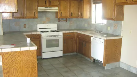 21240 Woodford Tehachapi Rd, Tehachapi, CA 93561 photo 8