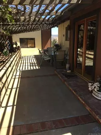 20253 Old Town Rd, Tehachapi, CA 93561 photo 9