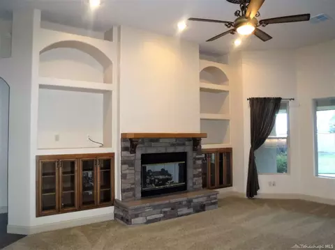 403 Jasmine Ct, Tehachapi, CA 93561 photo 13