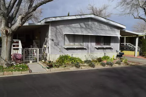43850 20th Street St E #14, Lancaster, CA 93535 photo 2