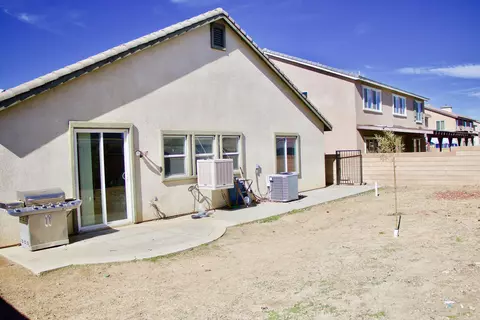 44262 Sunmist, Lancaster, CA 93535 photo 28
