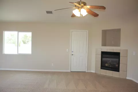 1003 Avenue J7 E, Lancaster, CA 93535 photo 4