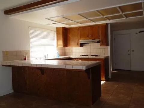 43512 Sierra Vista Dr, Lancaster, CA 93536 photo 8