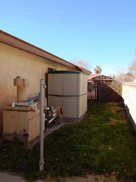 43512 Sierra Vista Dr, Lancaster, CA 93536 photo 32