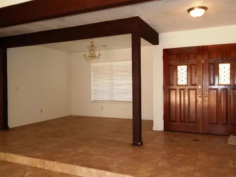 43512 Sierra Vista Dr, Lancaster, CA 93536 photo 3