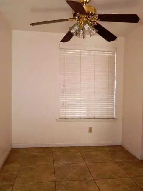 43512 Sierra Vista Dr, Lancaster, CA 93536 photo 11